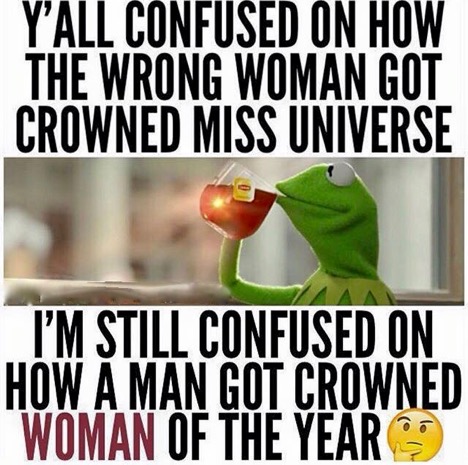 wrongwomancrownedmissuniversemangotcrownedwomanyear-2015-12-21-20-13.jpg