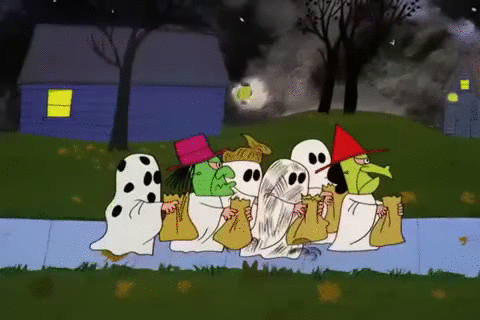 peanuts_trickortreat-2017-10-25-06-52.gif